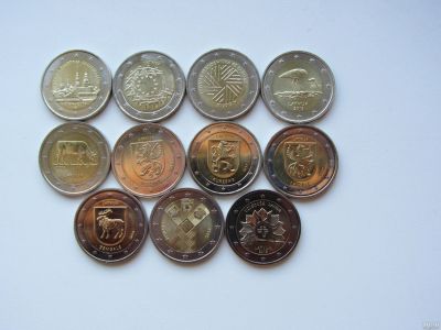 Лот: 14995781. Фото: 1. Латвия 2 евро полный набор из... Наборы монет