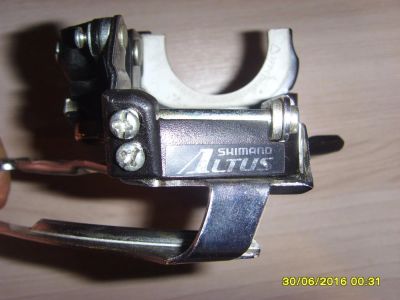 Лот: 10231255. Фото: 1. Передний переключатель Shimano... Запчасти