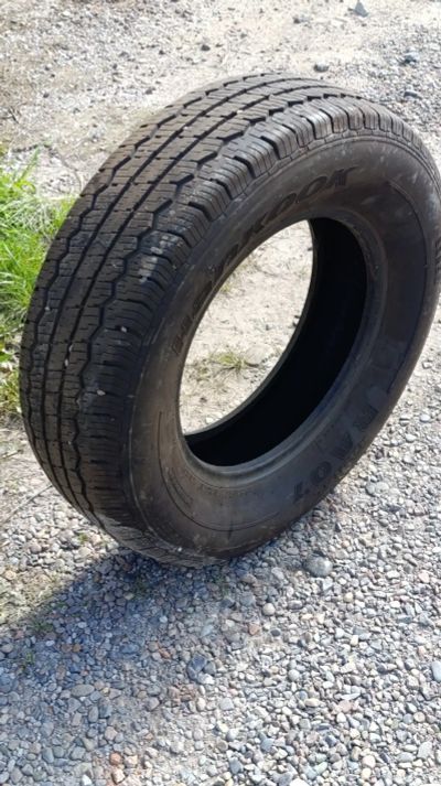 Лот: 25768684. Фото: 1. Hankook RA7 235/70/R16. Шины