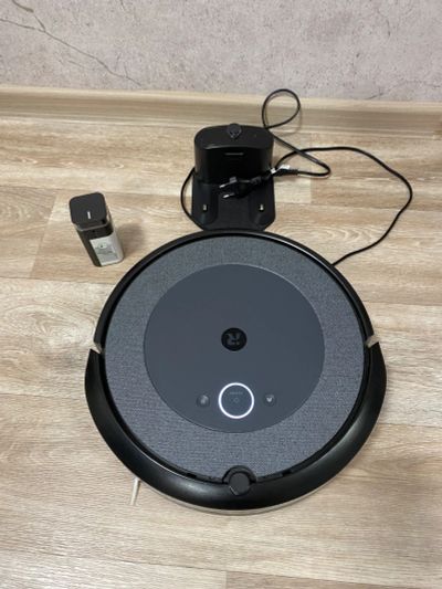 Лот: 21128477. Фото: 1. Пылесос iRobot Roomba i3 серый... Пылесосы, паровые швабры