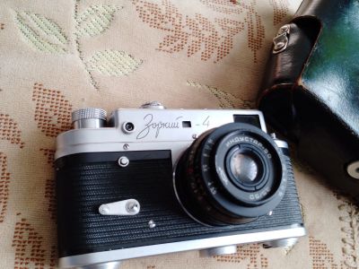 Лот: 20028268. Фото: 1. Фотоаппарат Зоркий-4. Плёночные компактные