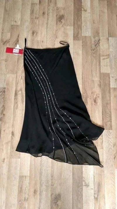 Лот: 13926032. Фото: 1. Новая вечерняя юбка с бисером... Юбки