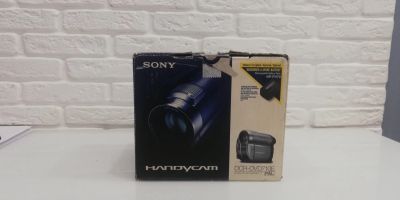 Лот: 16643195. Фото: 1. Видеокамера Sony Handycam DCR-DVD710E. Цифровые компактные