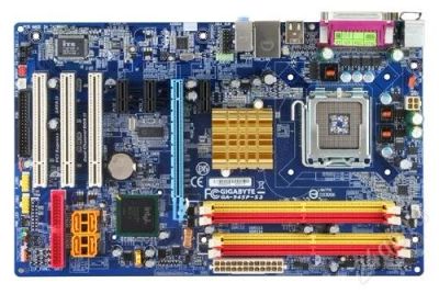 Лот: 2472282. Фото: 1. Материнская плата Gigabyte GA-945P-S3... Материнские платы