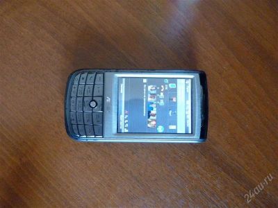 Лот: 1028216. Фото: 1. Коммуникатор Asus P525. Смартфоны