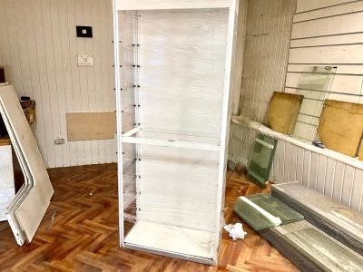 Лот: 16259098. Фото: 1. Витрина из алюминиевого профиля. Торговое
