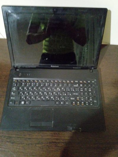 Лот: 15066359. Фото: 1. Ноутбук Lenovo G575. Ноутбуки