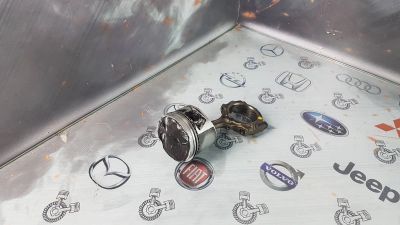 Лот: 23584689. Фото: 1. Поршень с шатуном Toyota Mark... Двигатель и элементы двигателя