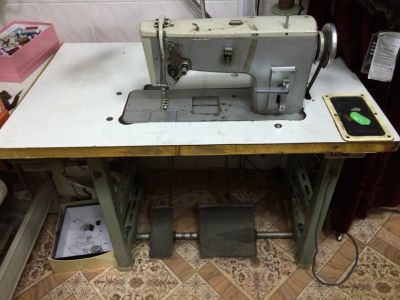 Лот: 5095656. Фото: 1. Профессиональная швейная машина. Другое (оборудование)