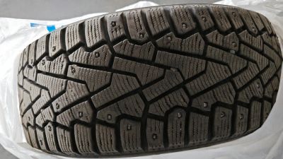 Лот: 23451299. Фото: 1. Резина Pirelli winter ice zero... Шины