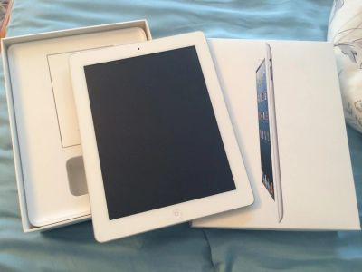 Лот: 4181100. Фото: 1. Ipad 4 Retina 64gb WIFI + LTE... Планшеты