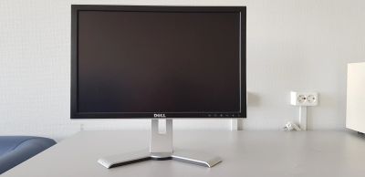 Лот: 16386620. Фото: 1. Монитор Dell 2007WFPb. ЖК-мониторы