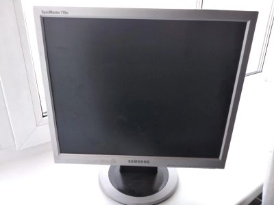Лот: 11440636. Фото: 1. Монитор Samsung 17. ЖК-мониторы