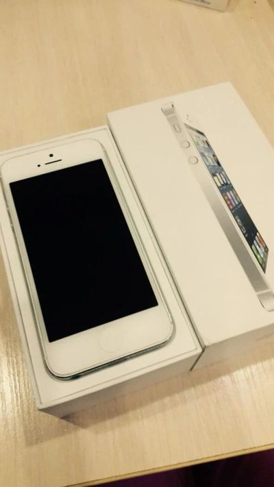Лот: 6271237. Фото: 1. iPhone 5 16gb отличное состояние... Смартфоны