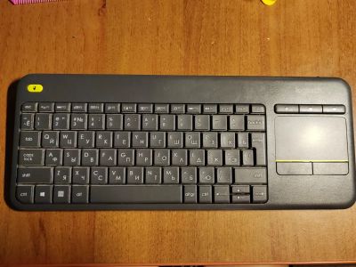 Лот: 24330296. Фото: 1. Клавиатура logitech k400+. Клавиатуры и мыши