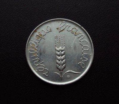 Лот: 4998087. Фото: 1. Иностранная монетка №284. Остальные страны