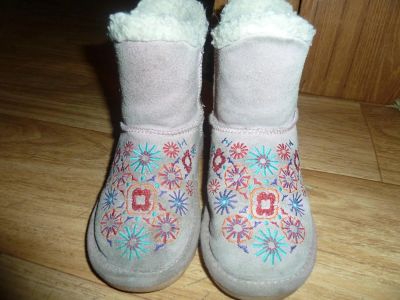Лот: 7453973. Фото: 1. Валенки б.у. Валенки, угги, унты
