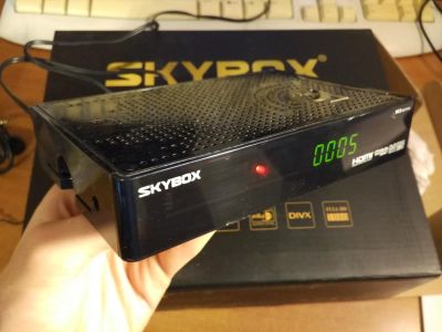 Лот: 8330161. Фото: 1. Спутниковый ресивер Skybox M3... Цифровое, спутниковое ТВ