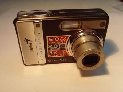 Лот: 3691660. Фото: 1. Фотоаппарат Genius 5Мп. Цифровые компактные