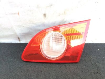 Лот: 21412720. Фото: 1. вставка багажника Nissan Bluebird... Двигатель и элементы двигателя