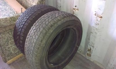Лот: 3318009. Фото: 1. Brigestone WT-17 2 шт. зимние. Шины