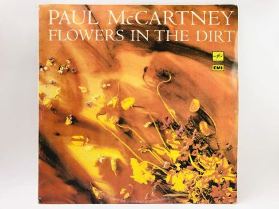 Лот: 23313416. Фото: 1. Paul McCartney: Flowers In The... Аудиозаписи