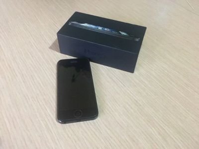 Лот: 9909962. Фото: 1. iPhone 5 в хорошем состоянии. Смартфоны
