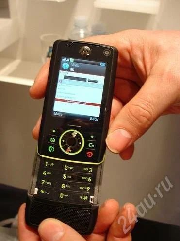 Лот: 210122. Фото: 1. Motorola RIZR Z8. Смартфоны