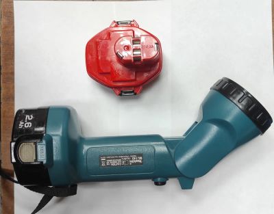 Лот: 19950323. Фото: 1. Аккумуляторный фонарь MAKITa ML140... Электроинструмент