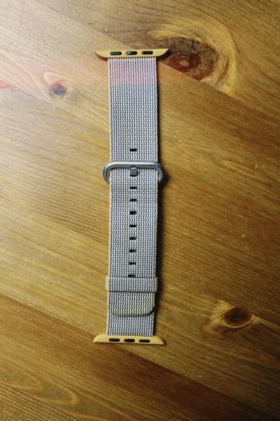 Лот: 25821405. Фото: 1. Apple Watch Woven Nylon Band... Смарт-часы, фитнес-браслеты, аксессуары
