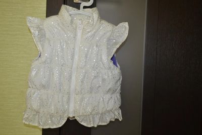 Лот: 7391745. Фото: 1. Жилет Childrens Place р.12-18. Верхняя одежда
