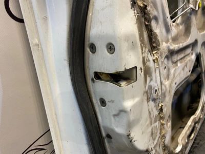 Лот: 21713859. Фото: 1. замок двери Honda Capa GA4. Двигатель и элементы двигателя