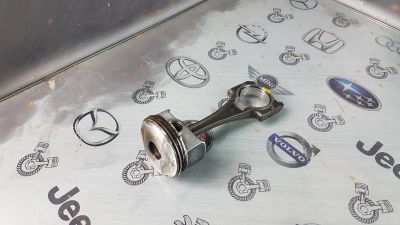 Лот: 23583522. Фото: 1. Поршень с шатуном Mazda CX-5 PE-VPS... Двигатель и элементы двигателя