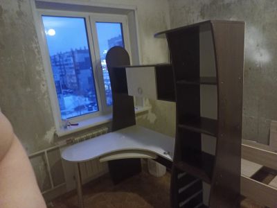 Лот: 20008258. Фото: 1. Стол письменный. Компьютерные и письменные столы