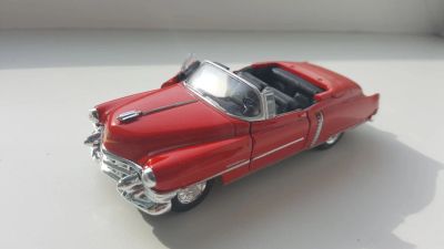 Лот: 10426850. Фото: 1. 1953 Cadillac Eldorado (1:43). Автомоделизм