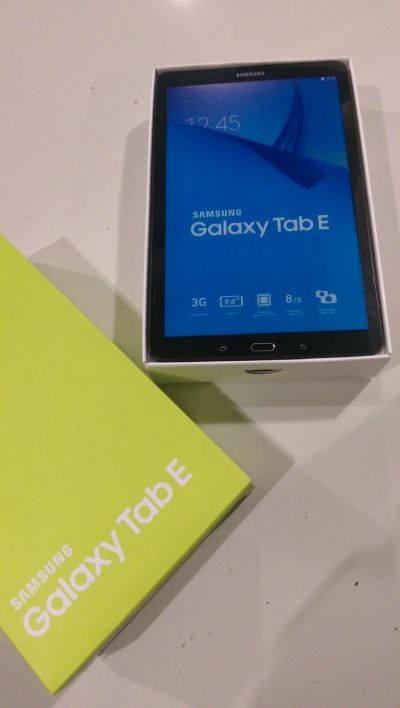 Лот: 12432225. Фото: 1. Планшет Samsung tab e. Планшеты
