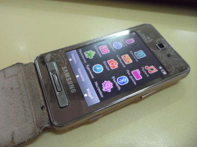 Лот: 4087640. Фото: 1. Samsung SGH-F480 La Fleur. Кнопочные мобильные телефоны