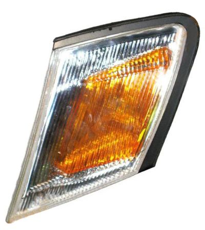 Лот: 7383822. Фото: 1. Габарит Лев. Toyota Mark Ii (Марк... Оптика и освещение