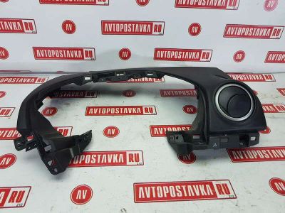 Лот: 20899424. Фото: 1. Накладка панели приборов Mazda... Кузов