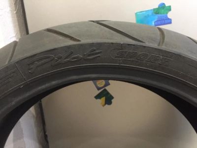 Лот: 17292459. Фото: 1. Продам мотошину Michelin. Шины