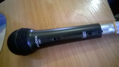 Лот: 12022268. Фото: 1. Dynamic Vocal Microphone/Вокальный... Студийные микрофоны, радиомикрофоны и радиосистемы