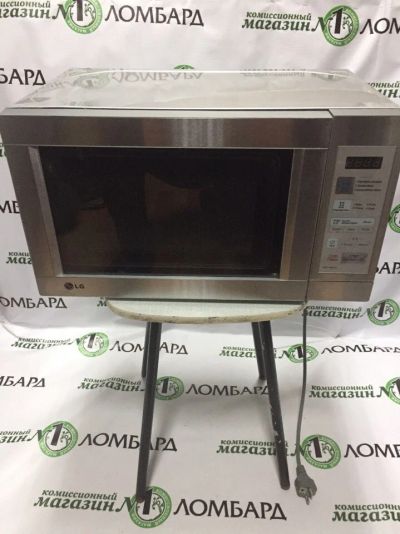 Лот: 10384537. Фото: 1. Микроволновая печь LG MS-1944JL... Микроволновки, мини-печи