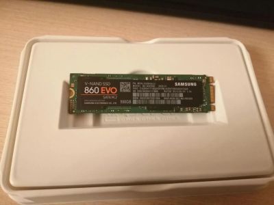 Лот: 16336684. Фото: 1. Накопитель 500 ГБ Samsung 860... SSD-накопители