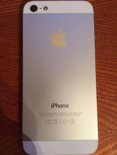 Лот: 7860486. Фото: 1. iphone 5 32gb. Смартфоны