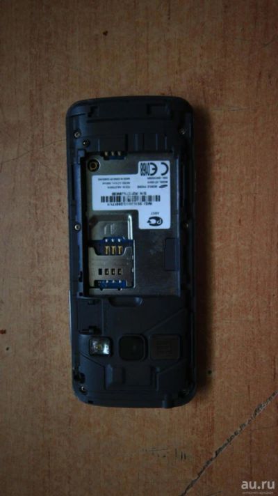 Лот: 8090634. Фото: 1. Телефон Samsung GT-S5610 с РУБЛЯ... Кнопочные мобильные телефоны