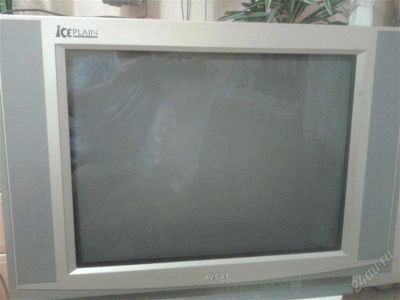 Лот: 2213641. Фото: 1. Avest 72 ТЦ-02С + Funai mk7. Телевизоры