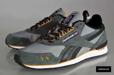Лот: 4881288. Фото: 1. Кроссовки Reebok classic Dash... Кеды, кроссовки, слипоны