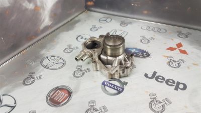 Лот: 23590450. Фото: 1. Помпа Subaru Forester EJ255 21111-AA430. Двигатель и элементы двигателя