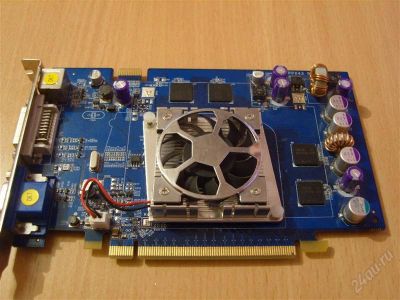 Лот: 1022731. Фото: 1. Видеокарта PCI-E sparkle 6600GT... Видеокарты
