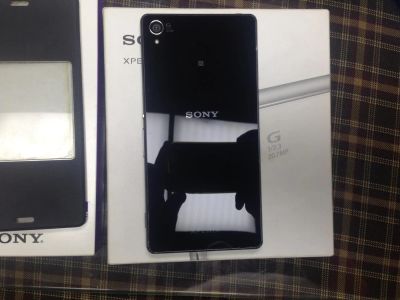 Лот: 6794432. Фото: 1. Sony Xperia Z3 black. Смартфоны